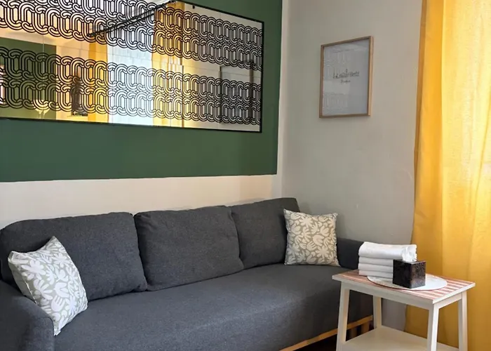 Utešené - - Trnavské Mýto Apartamento *